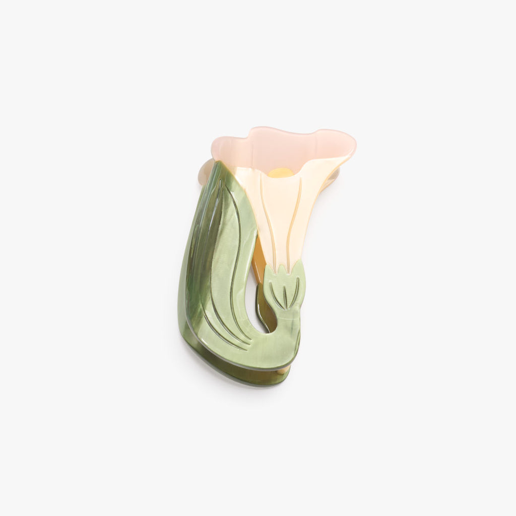 Datura Claw | Winona Irene