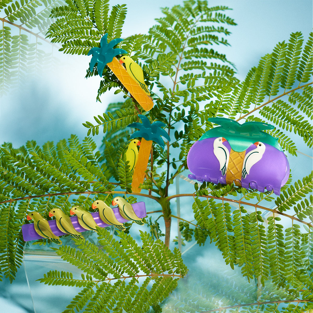 Green Parrot Alligator Clip Set